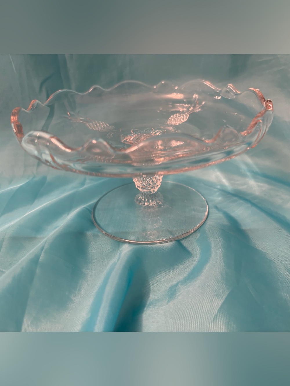 Vintage Clear Glass Pineapple Motif Pedestal Plate - Picture 3 of 10